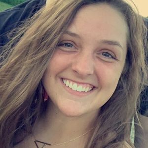 Meet your Posher, Avery